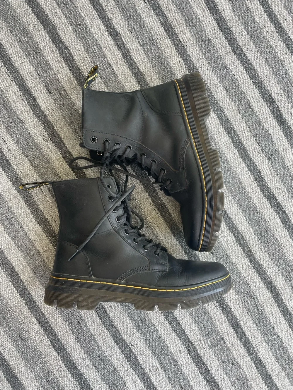 Doc Martens Black Leather Combs Combat Boots - Men's 9 (42 EU)